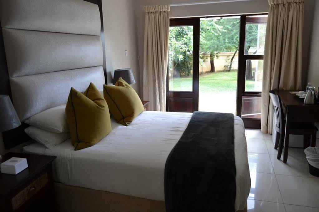The Capital Guest House Gaborone Kültér fotó