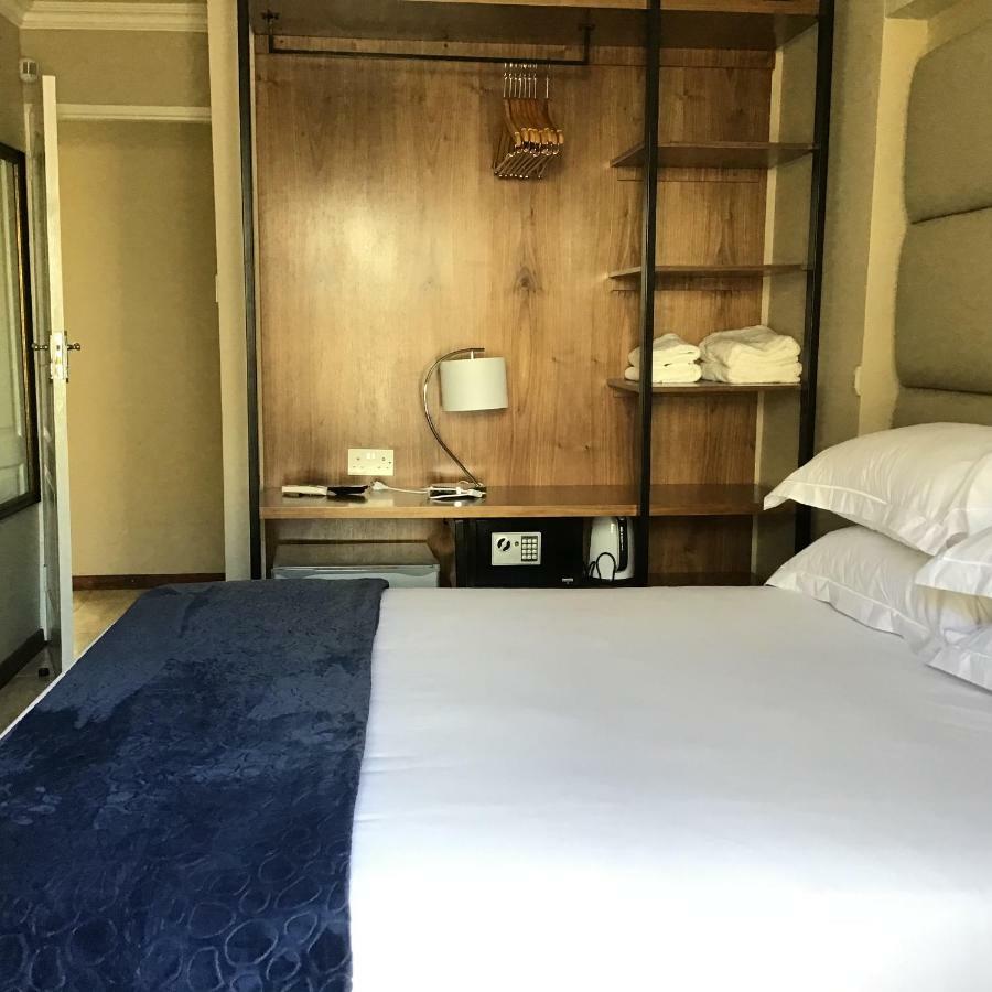 The Capital Guest House Gaborone Kültér fotó