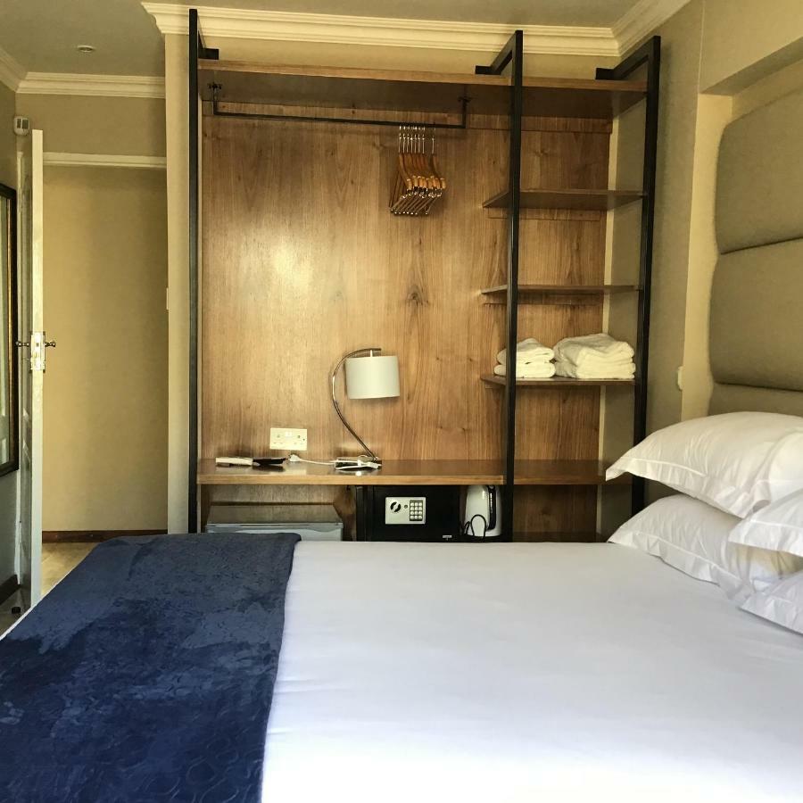 The Capital Guest House Gaborone Kültér fotó